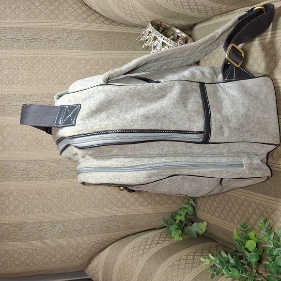 Juicy Couture Y2K Gray Velour Backpack - Picture 8 of 16